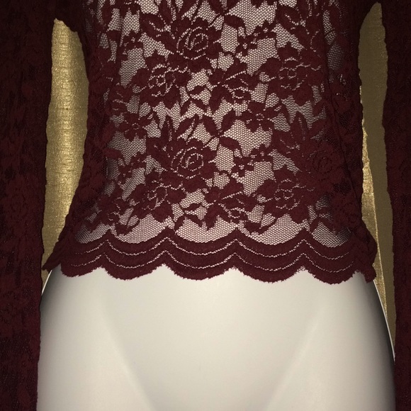 Crocheted lace long sleeve sheer top - Picture 5 of 8